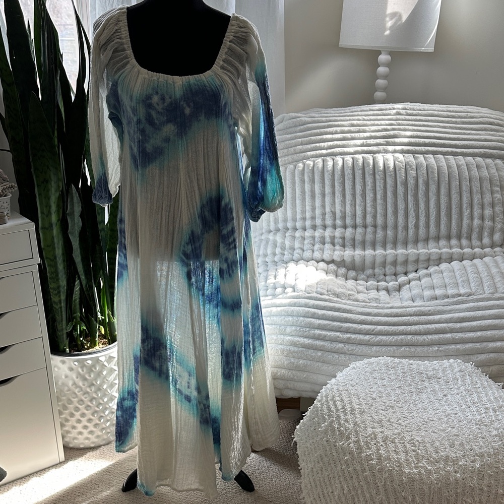 Jen’s Pirate Booty Blue and White Tie-Dye Maxi Dress - Picture 2 of 10